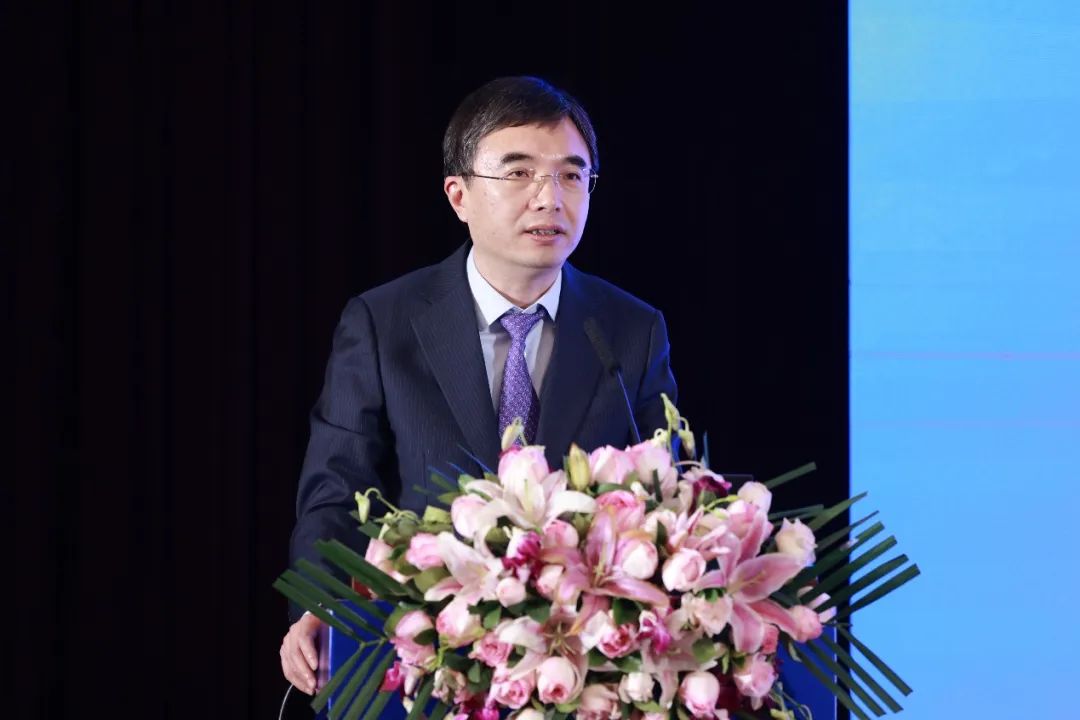 聚力紡織現(xiàn)代化產(chǎn)業(yè)體系新開局！中紡圓桌論壇第十七屆年會在北京舉行