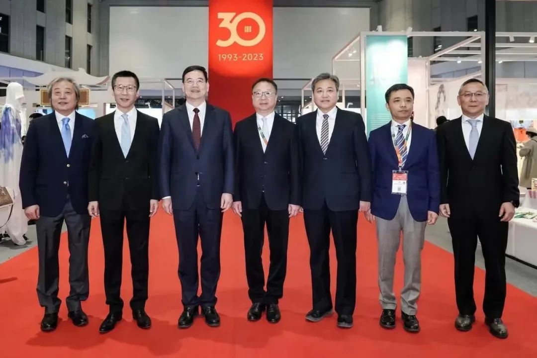 力為華夏添錦繡，織就神州好生活！2023中國紡聯(lián)春季聯(lián)展開幕式暨棉紡消費(fèi)季活動啟動儀式舉行