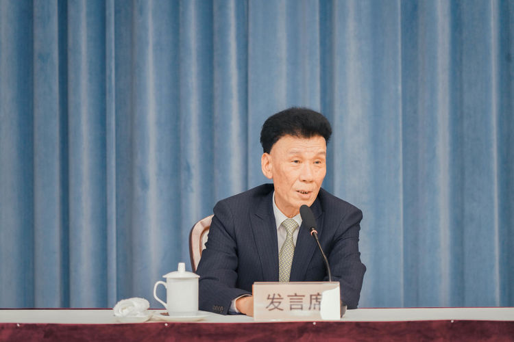 陸大榮：聽黨話跟黨走，民營(yíng)企業(yè)大有作為 &mdash;&mdash;在蘇州市服裝業(yè)商會(huì)二屆二次會(huì)員大會(huì)上的發(fā)言