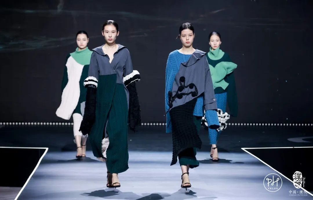 古鎮(zhèn)新時(shí)尚！第八屆&ldquo;濮院杯&rdquo;PH Value中國(guó)針織設(shè)計(jì)師大賽決賽暨頒獎(jiǎng)典禮今天舉行