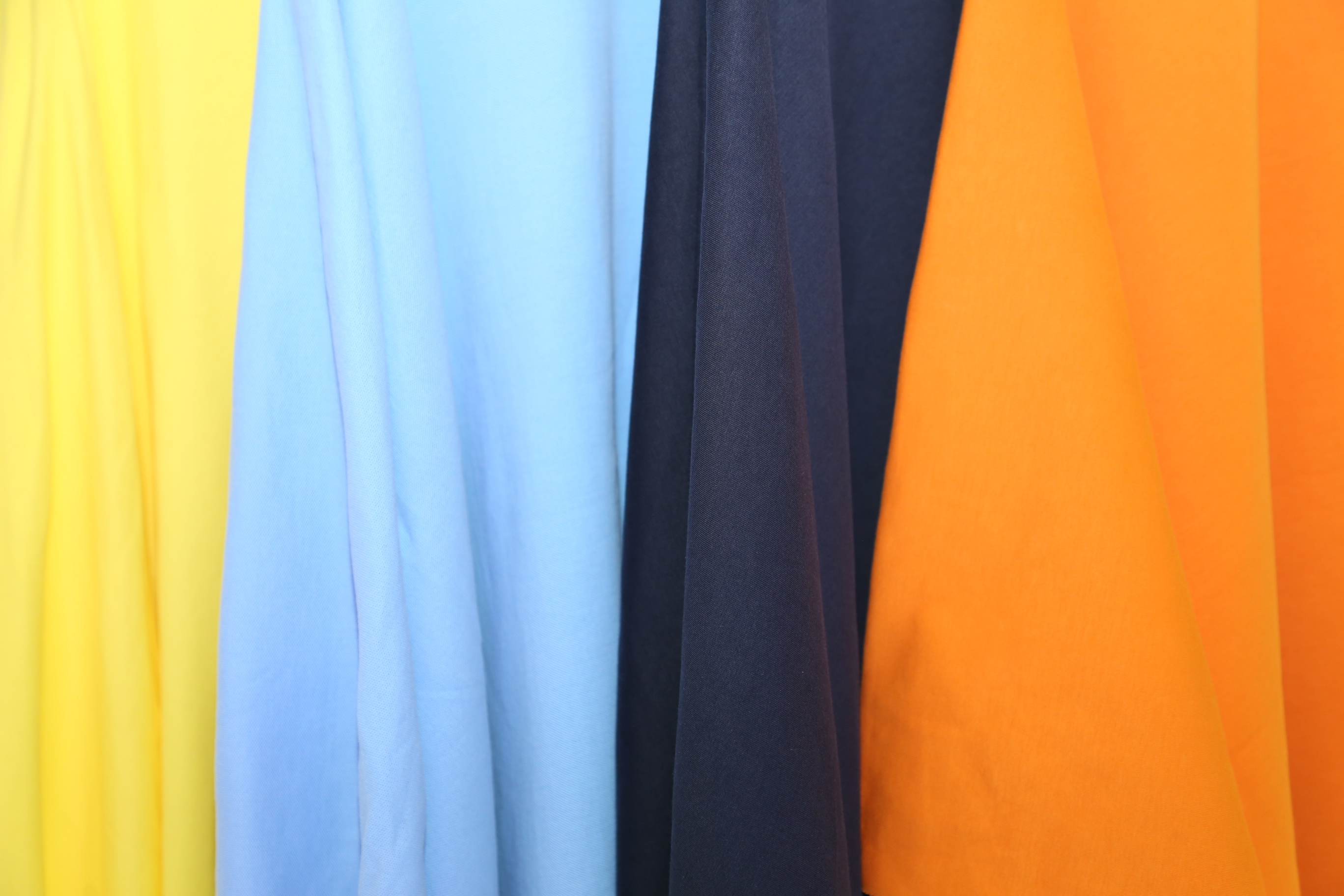 &ldquo;Combatti康拜特&rdquo;驚艷ISUE國際校服&middot;園服展，皇盛的功能性面料遭圍觀