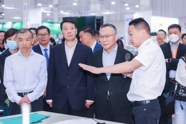 潮起江城，面向未來(lái) | 2023武漢國(guó)際紡織面料及輔料博覽會(huì)啟幕