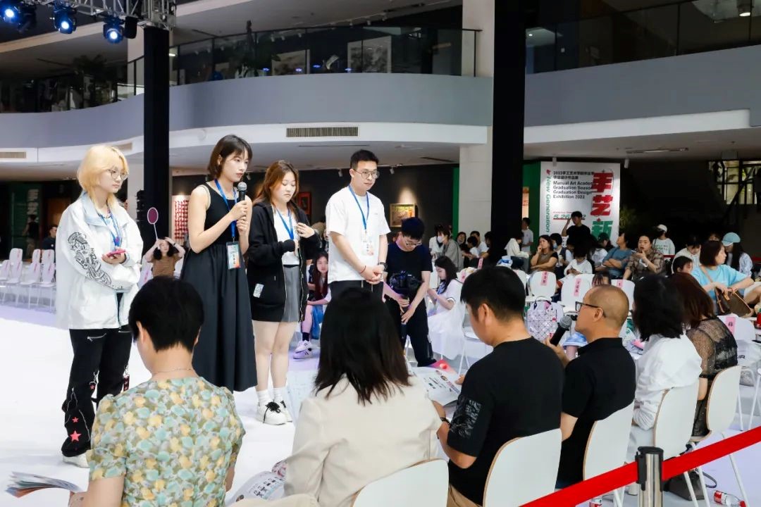 青&ldquo;設(shè)&rdquo;飛揚(yáng) | 2023&ldquo;青田&middot;蘇工美杯&rdquo;江蘇省校服職業(yè)技能定制賽暨江蘇省服裝院校學(xué)生設(shè)計(jì)大賽決賽圓滿落幕！