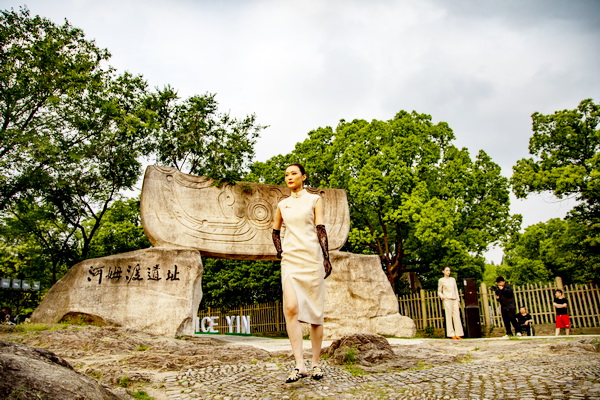 &ldquo;CHOICE YIN&rdquo;驚艷河姆渡，演繹遠(yuǎn)古文明與現(xiàn)代時(shí)尚與的對(duì)話