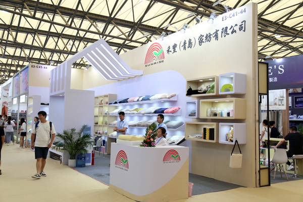 山東292家企業(yè)齊聚31屆華交會，青島家紡展團(tuán)大放異彩