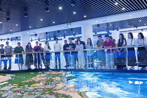 學(xué)在南山，益在長(zhǎng)遠(yuǎn) &ldquo;南山智尚杯&rdquo;2023年中國(guó)職業(yè)裝設(shè)計(jì)大賽暨交通運(yùn)輸行業(yè)制服設(shè)計(jì)大賽大師課結(jié)課！