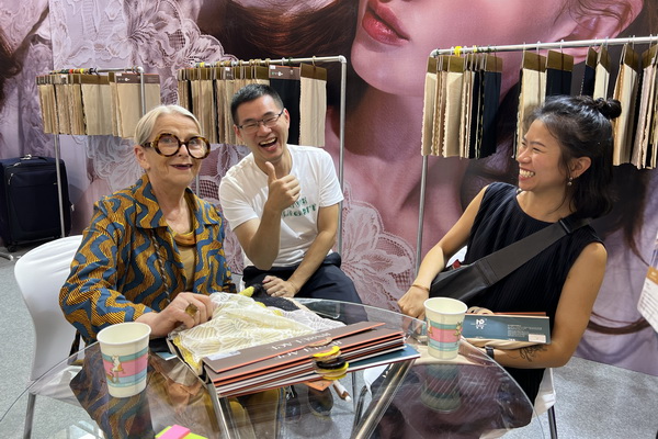 勁速實(shí)業(yè)再次火爆INTERFOLIRER展