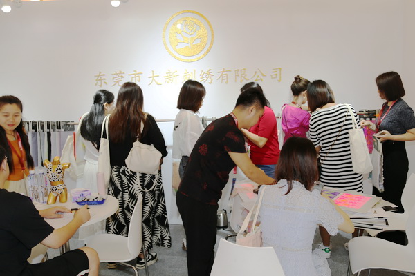 貼身更時(shí)尚，INTERFILIERE Shanghai圓滿收官，期待與您來(lái)年再見(jiàn)！