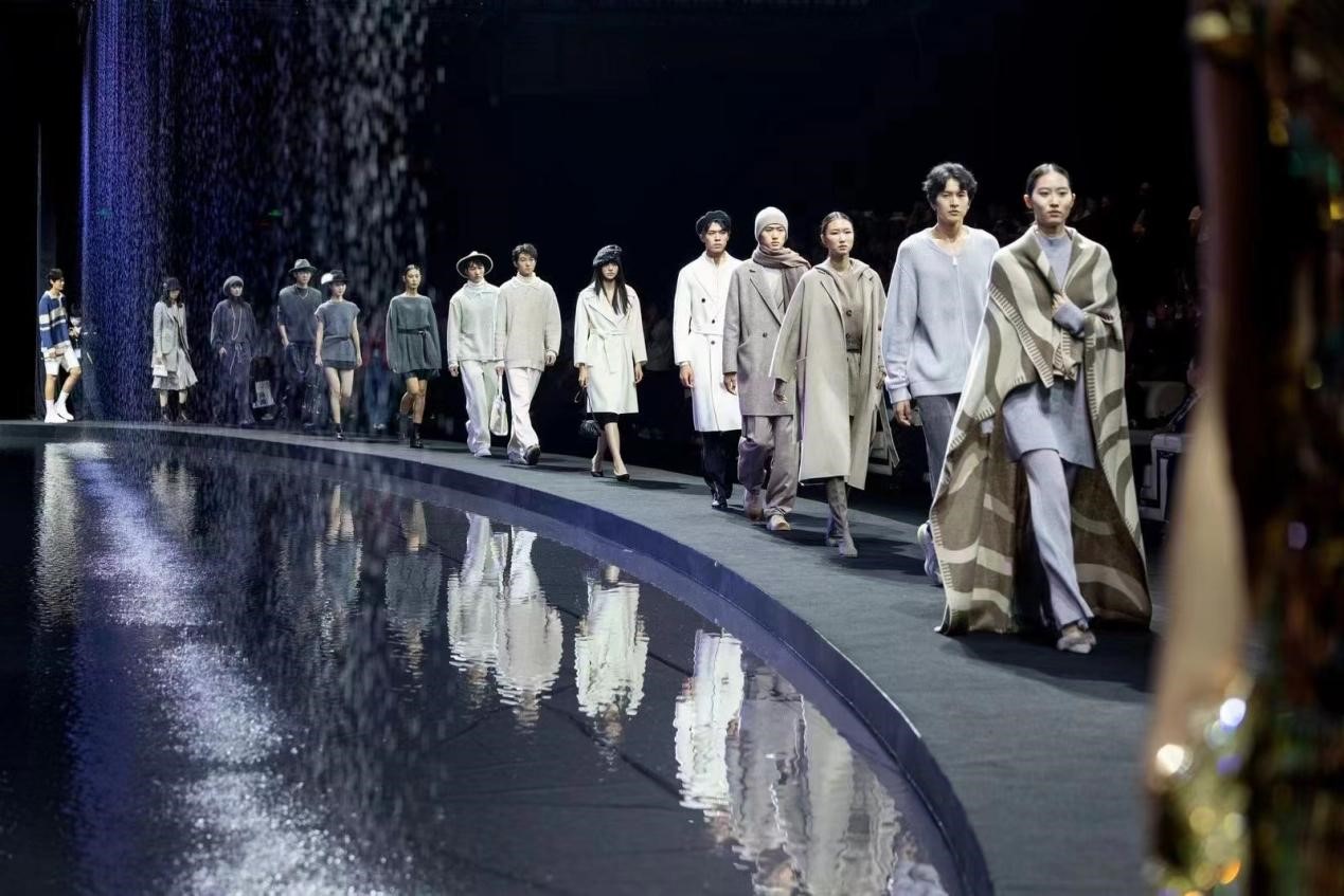 &ldquo;潮涌東方、風(fēng)尚寧波&rdquo;--2023寧波時(shí)尚節(jié)暨第27屆寧波國(guó)際服裝節(jié)盛大啟幕