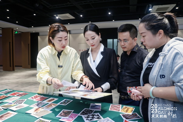 理論精講，實(shí)戰(zhàn)賦能！柯橋天天時(shí)尚啟迪秋冬女裝面料開發(fā)新思路