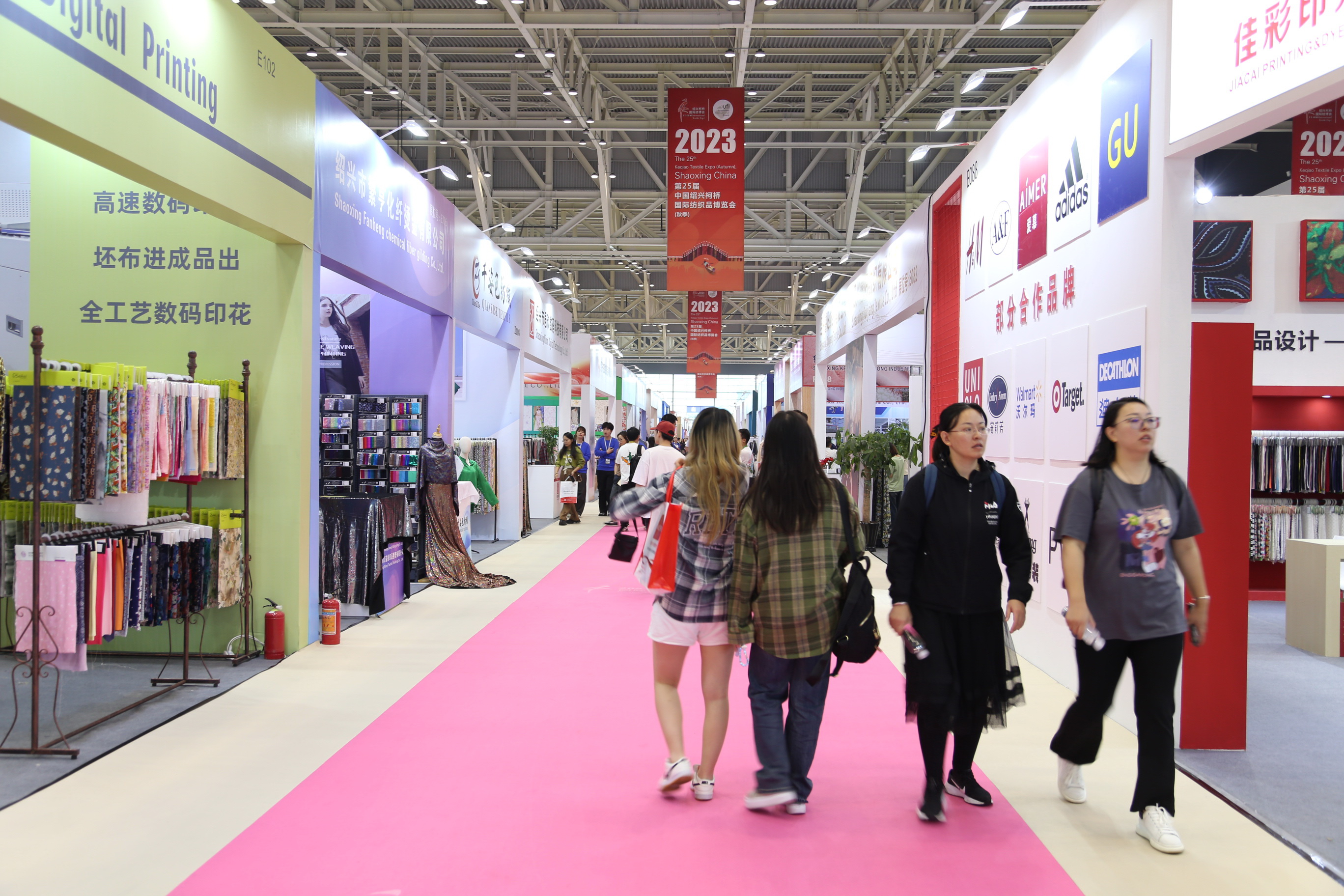 立足全球，筑牢世界紡織產業(yè)節(jié)點--2023第25屆中國紹興柯橋國際紡織品博覽會（秋季）盛大開幕 