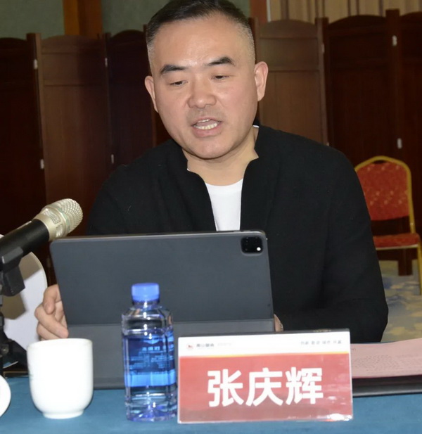 南山論劍  共謀大道--山東省紡織服裝行業(yè)協(xié)會(huì)第五屆第四次輪值會(huì)長(zhǎng)會(huì)議在煙臺(tái)南山召開(kāi)