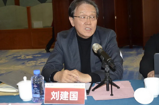 南山論劍  共謀大道--山東省紡織服裝行業(yè)協(xié)會(huì)第五屆第四次輪值會(huì)長(zhǎng)會(huì)議在煙臺(tái)南山召開(kāi)