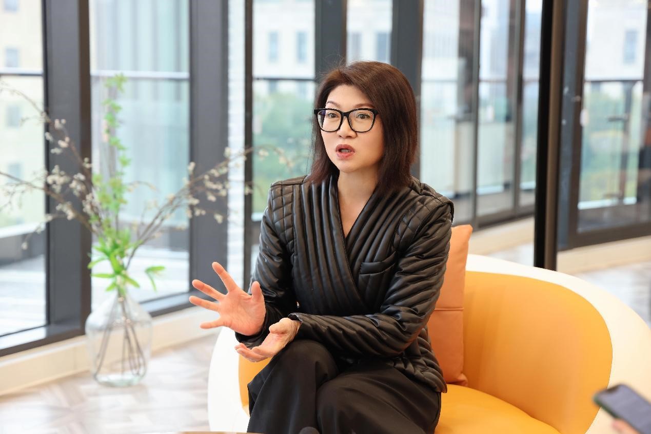 當(dāng)玖姿JUZUI遇上王陶Taoray Wang，開(kāi)啟進(jìn)階國(guó)際品牌的&ldquo;繁花&rdquo;時(shí)代！