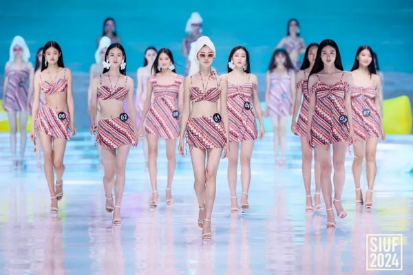 蘭卓麗獨(dú)家冠名中國(guó)黃金特約贊助的2024第十一季 SIUF國(guó)際超模大賽總決賽圓滿舉辦
