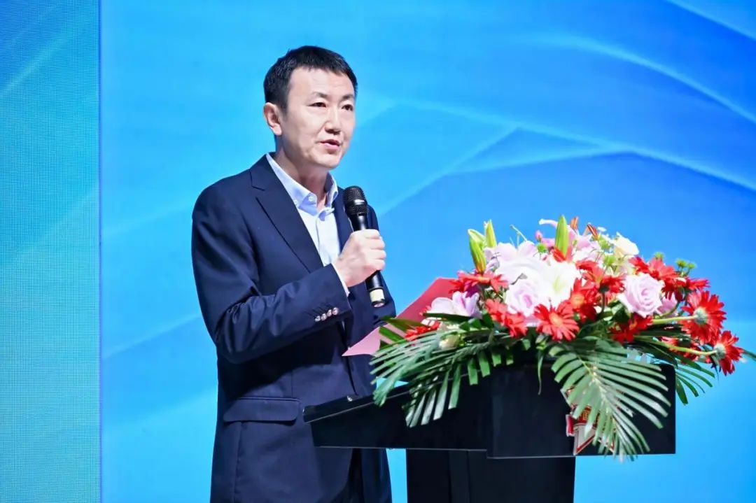 好面料在柯橋聚集2024中國(guó)面料之星啟動(dòng)儀式暨知名服飾品牌趨勢(shì)交流分享會(huì)在紹興國(guó)際會(huì)展中心成功舉辦。