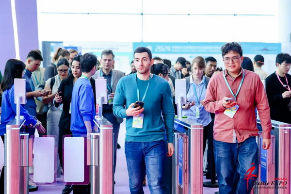 向&ldquo;新&rdquo;而生 逐&ldquo;質(zhì)&rdquo;而行！2024中國(guó)紹興柯橋國(guó)際紡博會(huì)（春季） 隆重開幕