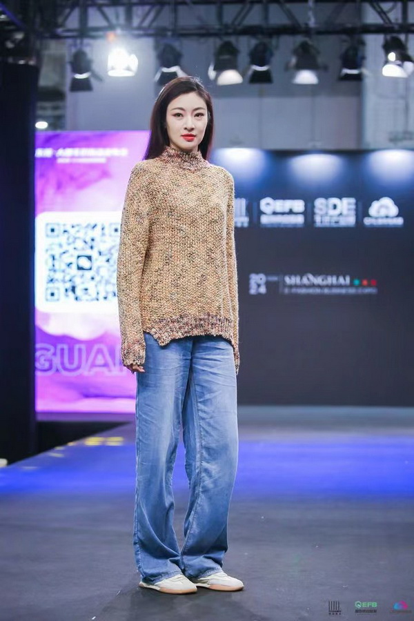 中國品牌日｜大朗毛織16家企業(yè)亮相EFB上海服飾供應(yīng)鏈展，共繪產(chǎn)業(yè)新篇章