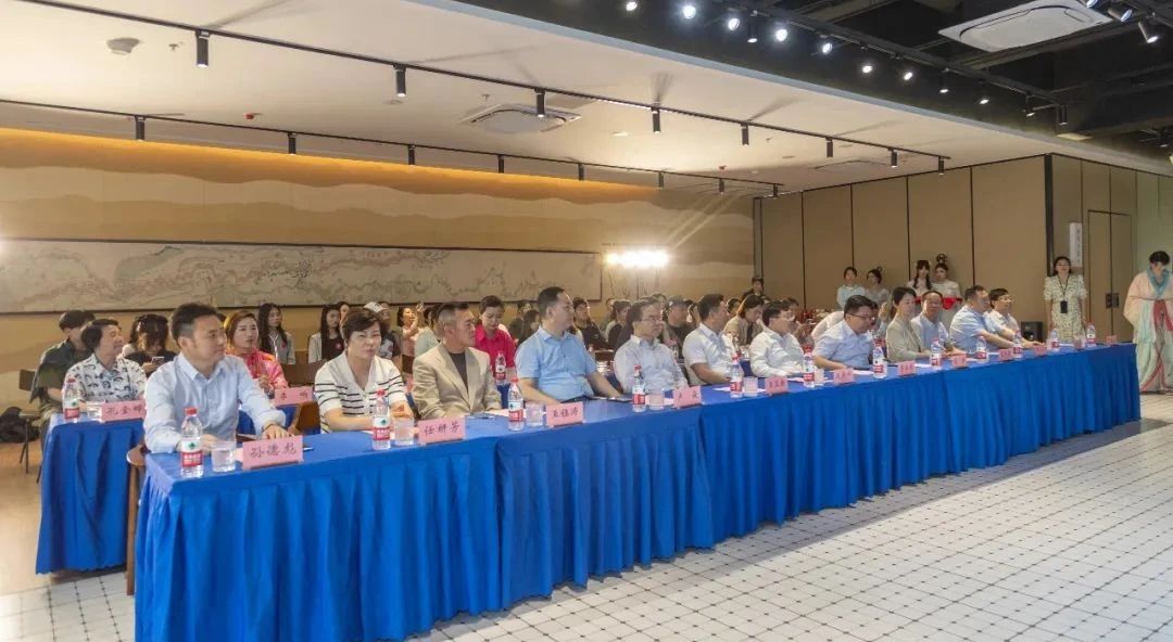 &ldquo;華服雅韻&rdquo;在運河原點上演，江蘇服裝設計行業(yè)職業(yè)能力競賽揭曉