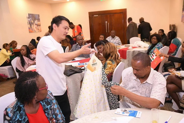 越努力，越幸運(yùn)&mdash;&mdash;訪紹興市易燦紡織品有限公司董事長(zhǎng)羅麗琴