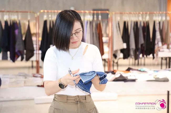 中國流行面料如何煥新當代設計？聯動雅瑩集團，這場評審會為好創(chuàng)意持續(xù)加碼