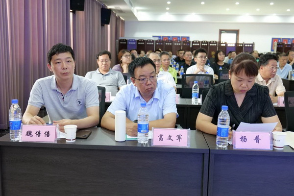 勞模、低碳、AI、新材料&hellip;&hellip;紡織行業(yè)專精特新中小企業(yè)走進(jìn)石家莊