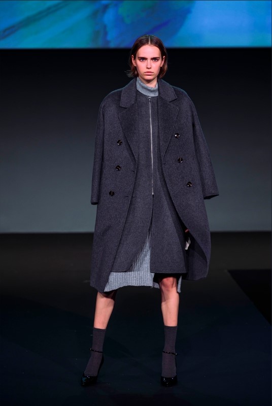 從中國黃河之濱到世界時尚之都：鄂爾多斯市羊絨在巴黎和米蘭大放異彩