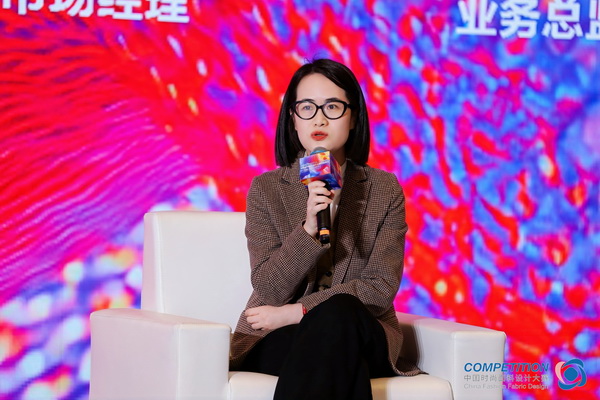 新質(zhì)驅(qū)動，智匯時尚！探索面料設(shè)計中的創(chuàng)新密碼