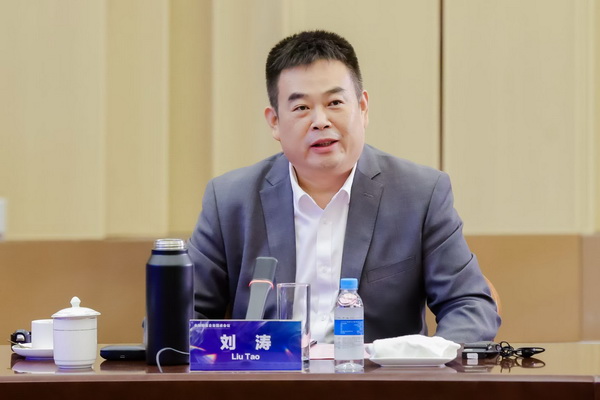 2024全球知名企業(yè)圓桌會議共商培育新質(zhì)生產(chǎn)力