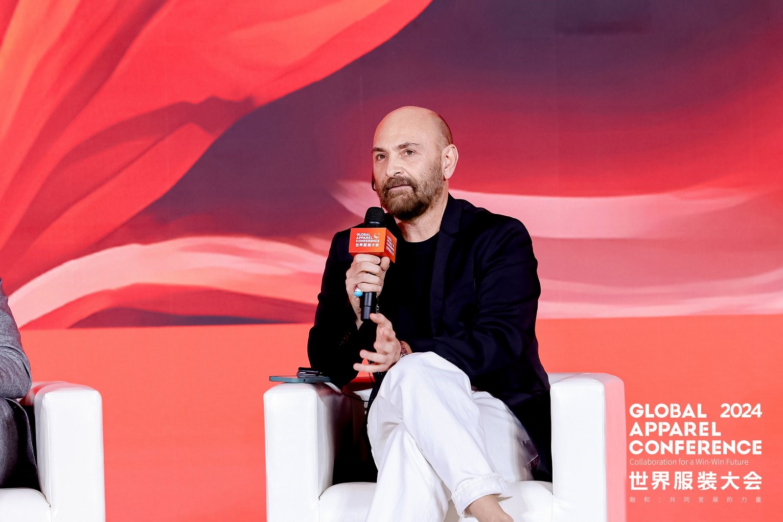 &ldquo;融和&rdquo;20個(gè)國(guó)家和地區(qū)服裝精英，2024世界服裝大會(huì)在東莞虎門(mén)開(kāi)幕