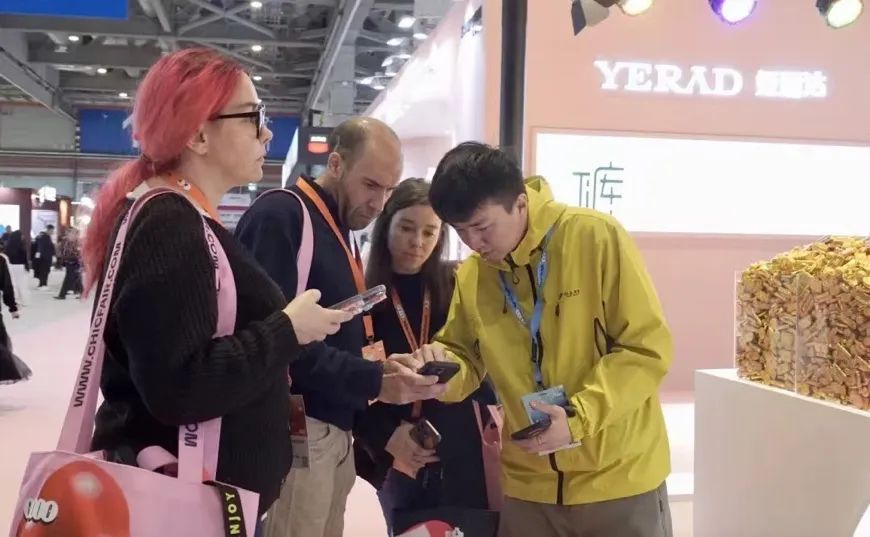 銀基廣場(chǎng)攜六大原創(chuàng)品牌亮相CHIC2025（春季），展現(xiàn)中部地區(qū)時(shí)尚力量