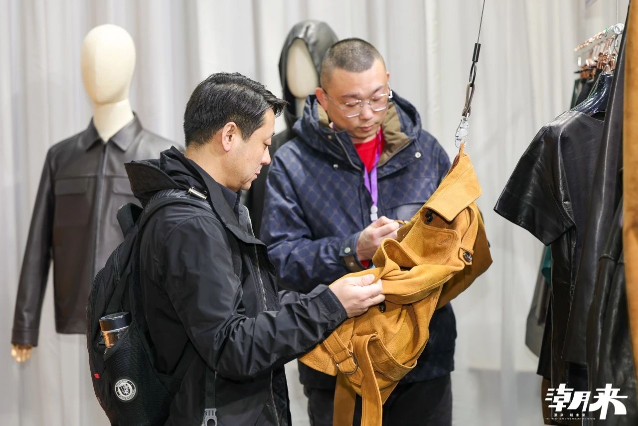 向&ldquo;心&rdquo;而生 逐&ldquo;質(zhì)&rdquo;而行 2025海寧中國國際皮革毛皮時裝面輔料展盛大開幕