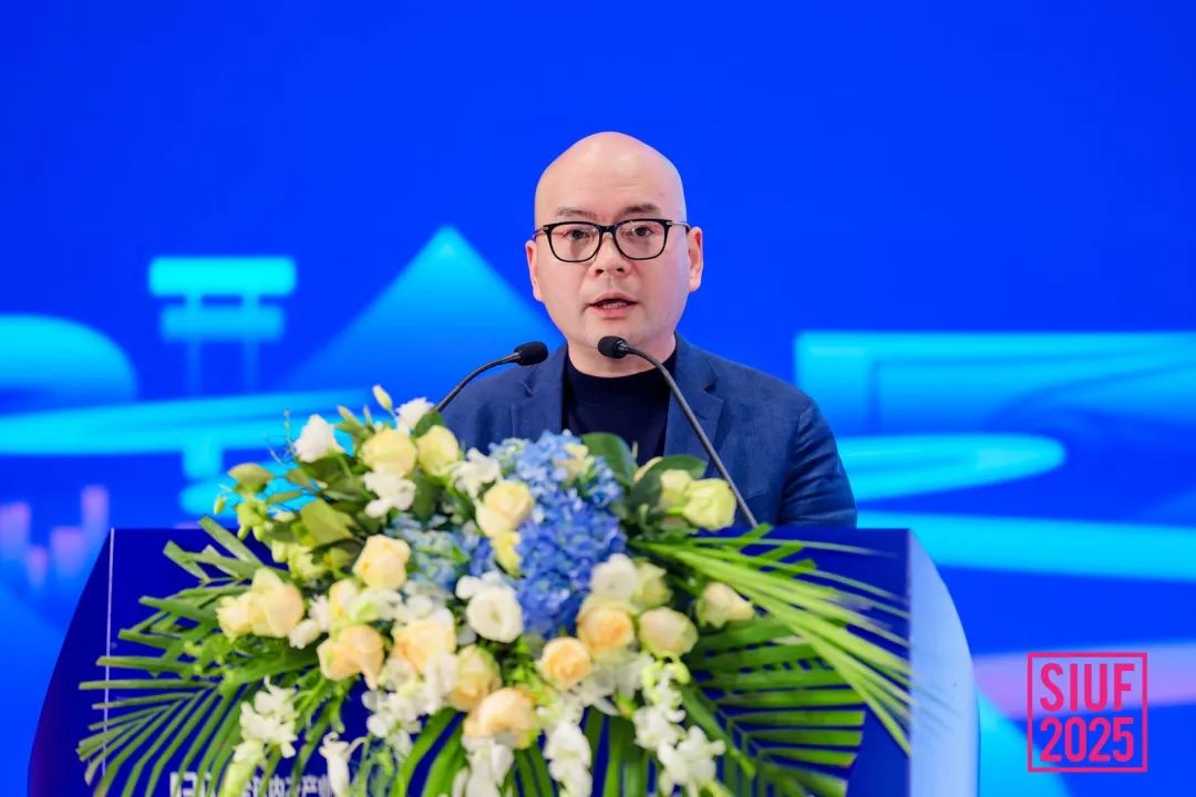 內(nèi)衣產(chǎn)業(yè)聚智深圳，共繪&ldquo;智尚&rdquo; 新篇｜2025中國(guó)內(nèi)衣文化周暨第三屆U30全球內(nèi)衣產(chǎn)業(yè)峰會(huì)圓滿落幕