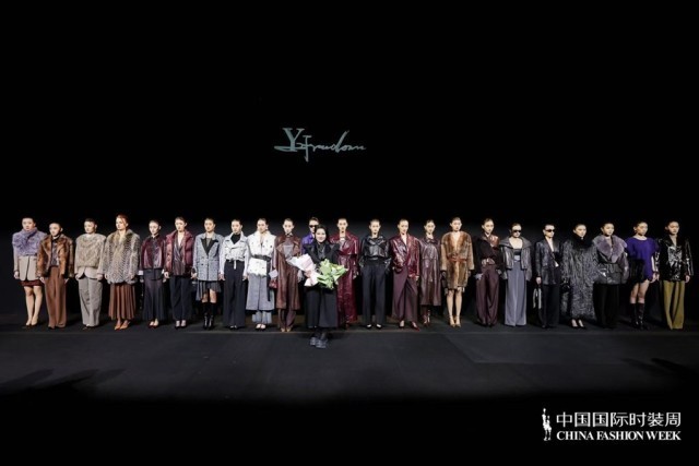 胡瑩瑩的精神內(nèi)核&ldquo;ARTEMIS&middot;自由悅己&rdquo;  設(shè)計(jì)師品牌Y2FREEDOM秋冬系列北京綻放