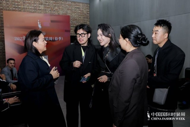 胡瑩瑩的精神內(nèi)核&ldquo;ARTEMIS&middot;自由悅己&rdquo;  設(shè)計(jì)師品牌Y2FREEDOM秋冬系列北京綻放