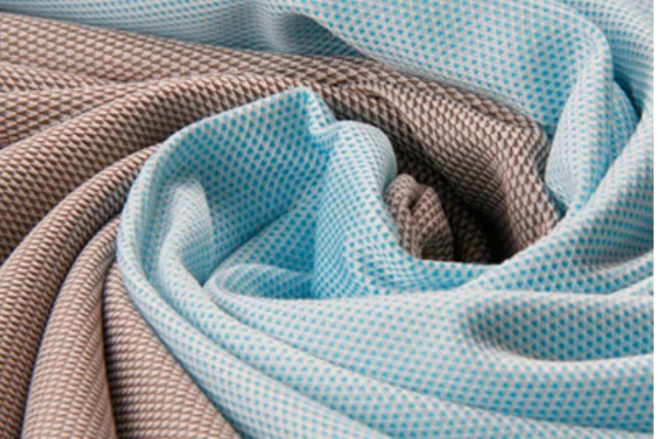 極致創(chuàng)新，讓迭代&reg;滌綸&ldquo;生態(tài)圈&rdquo;再次火爆2025yarnexpo春夏展