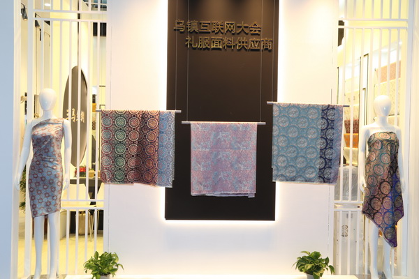 潮涌鵬城，開啟時尚 &ldquo;超鏈接&rdquo;丨第30屆FASHION SOURCE時尚之源深圳展、AW25深圳原創(chuàng)時裝周盛大啟幕