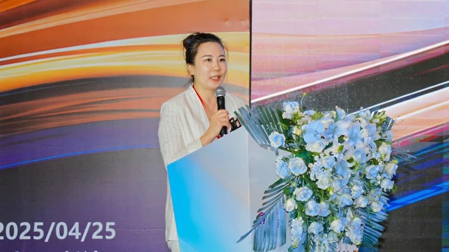 拓展國(guó)內(nèi)市場(chǎng)，深化協(xié)同共贏！?2025&ldquo;絲路柯橋&middot;布滿全球&rdquo;對(duì)接會(huì)走進(jìn)長(zhǎng)沙