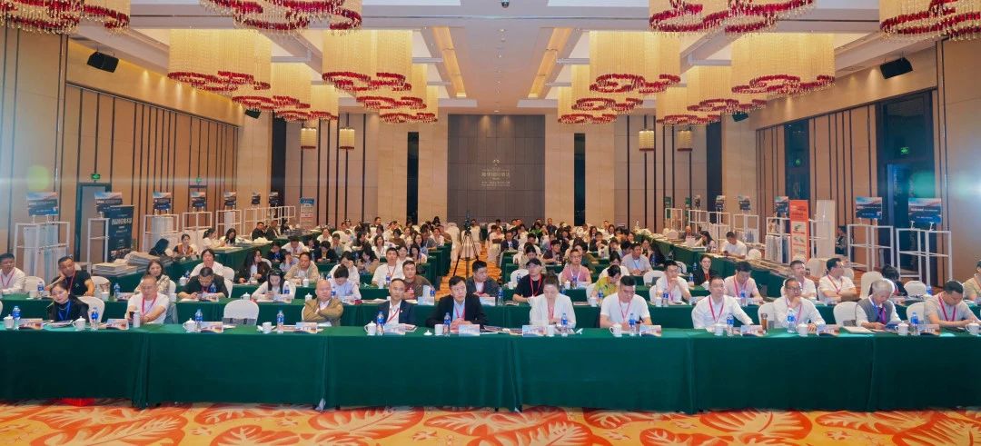 拓展國(guó)內(nèi)市場(chǎng)，深化協(xié)同共贏！?2025&ldquo;絲路柯橋&middot;布滿全球&rdquo;對(duì)接會(huì)走進(jìn)長(zhǎng)沙