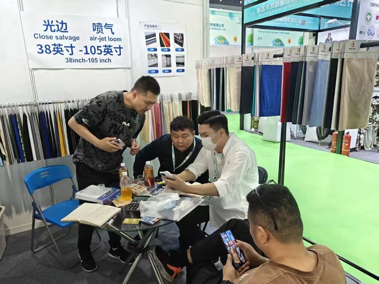  7家石家莊紡企組團(tuán)參加2025中國（義烏）國際針織供應(yīng)鏈博覽會(huì)