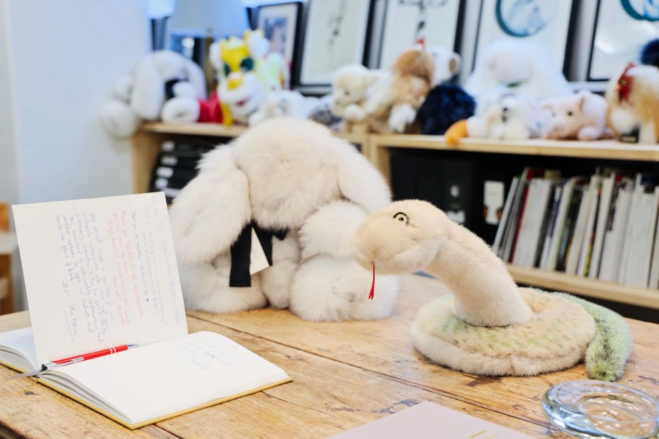 從紐約到赫爾辛基，國際毛皮協(xié)會IFF攜手JZ品牌創(chuàng)意總監(jiān)王陶Taoray Wang，探索&ldquo;可持續(xù)&rdquo;時(shí)尚哲學(xué)！