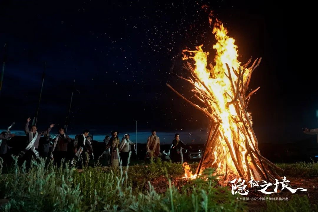 風雨同征途，九州星際&middot;2025中國紡織精英挑戰(zhàn)賽徒步桑科草原！