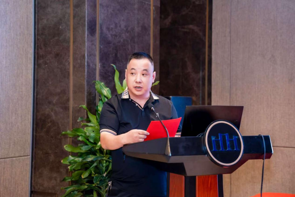 &ldquo;絲路天下 綢劃未來&rdquo;--吉林化纖人造絲細(xì)旦長絲絲綢領(lǐng)域應(yīng)用交流會(huì)在浙江湖州成功舉辦