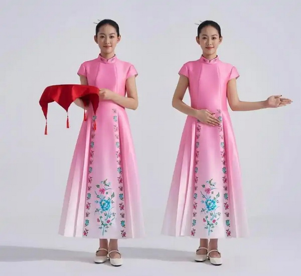 第十五屆全運(yùn)會(huì)頒獎(jiǎng)禮服發(fā)布：馬面裙、三藍(lán)繡、旗袍領(lǐng)，非遺元素彰顯灣區(qū)魅力