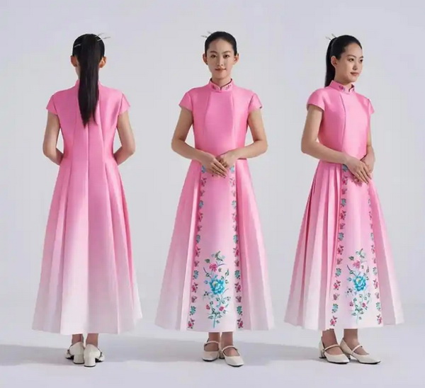 第十五屆全運(yùn)會(huì)頒獎(jiǎng)禮服發(fā)布：馬面裙、三藍(lán)繡、旗袍領(lǐng)，非遺元素彰顯灣區(qū)魅力