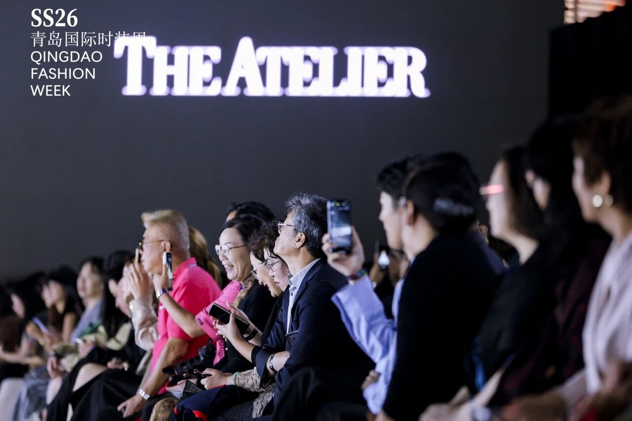 潮涌浮山灣畔 時(shí)尚綺夢啟航--2025中國（青島）國際時(shí)裝周盛大啟幕！
