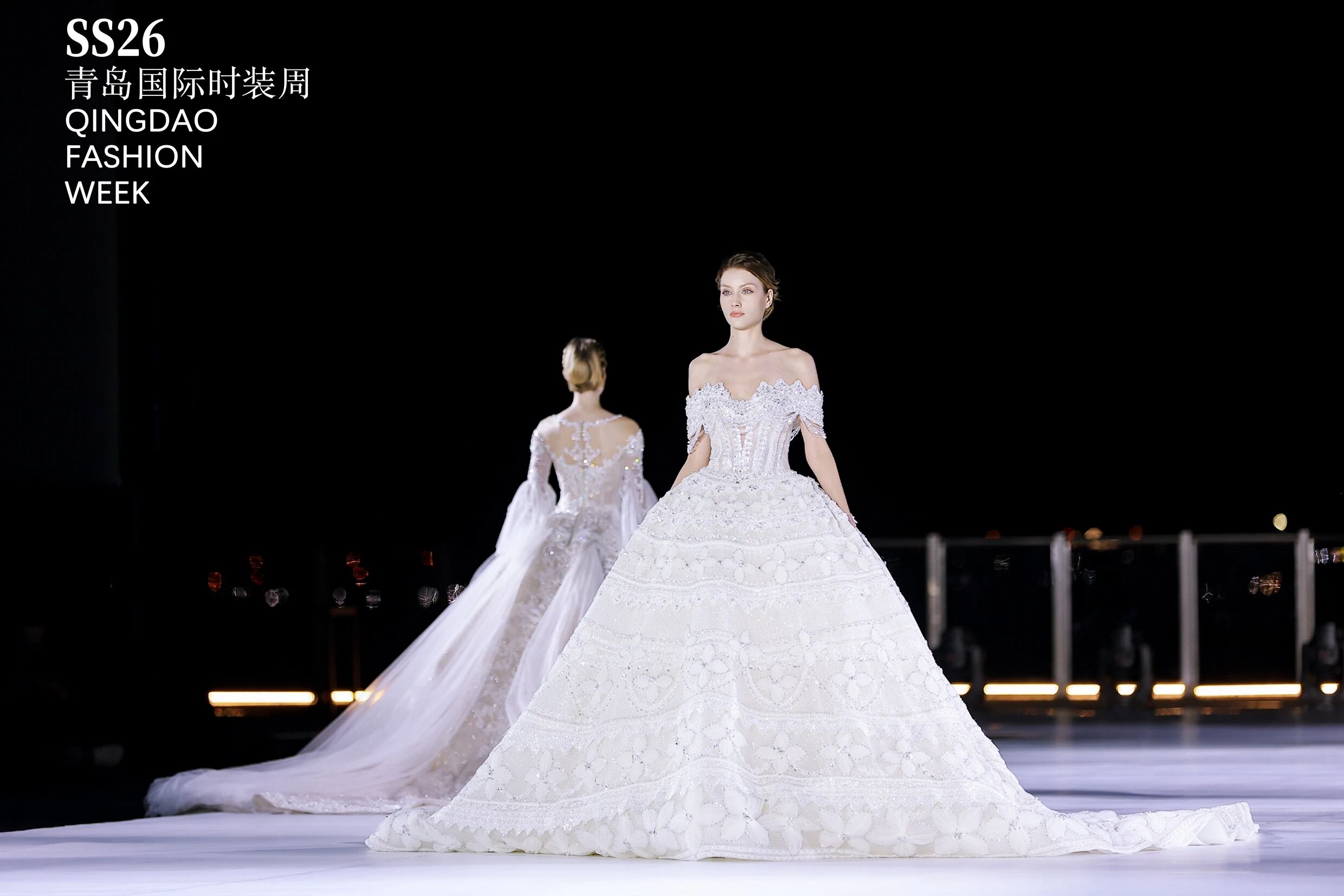 潮涌浮山灣畔 時(shí)尚綺夢啟航--2025中國（青島）國際時(shí)裝周盛大啟幕！