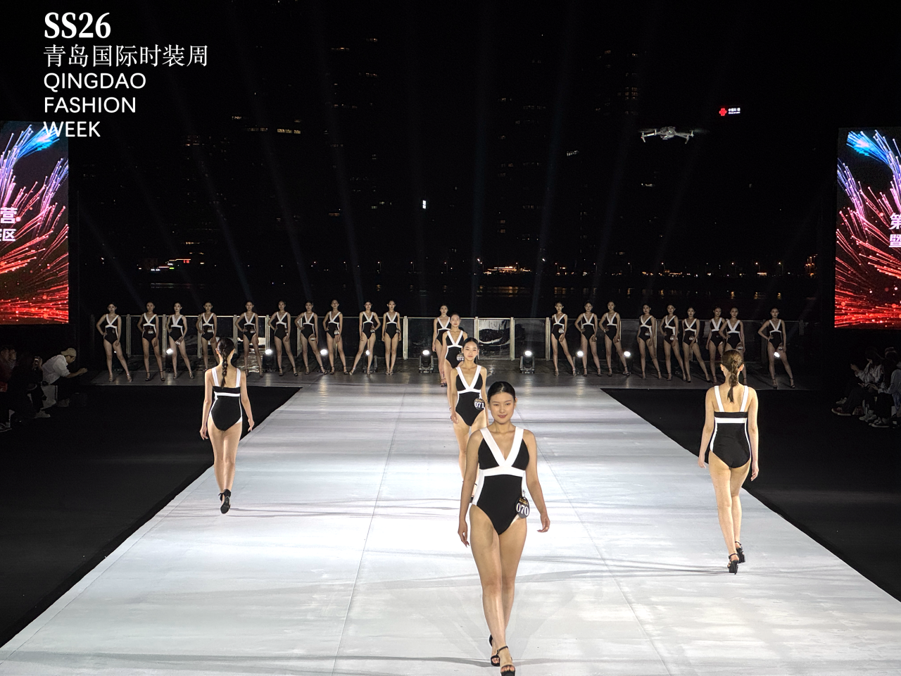 潮涌浮山灣畔 時(shí)尚綺夢啟航--2025中國（青島）國際時(shí)裝周盛大啟幕！
