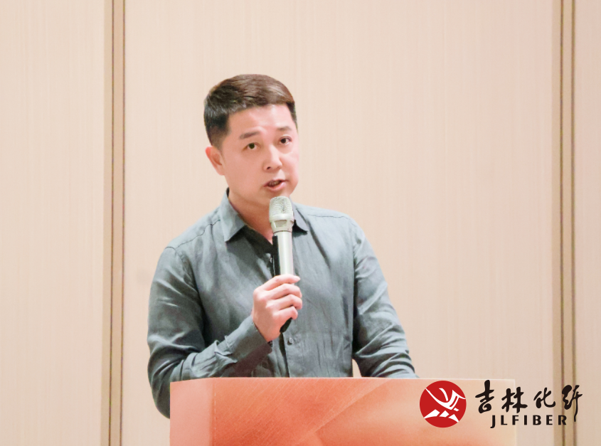 撬動舒適穿著新賽道，共探華絨&reg;產(chǎn)品開發(fā)新機(jī)遇