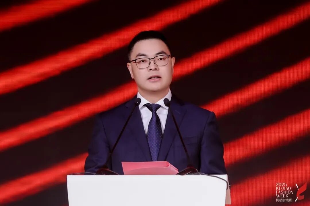 2025柯橋時(shí)尚周（秋季）啟幕！十年織夢(mèng)，時(shí)尚共鳴&ldquo;洄響&rdquo;千年紡都